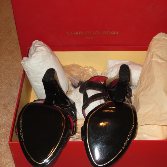 LAST CHANCE Charles Jourdan Black Leah Sandals - Picture 8 of 8